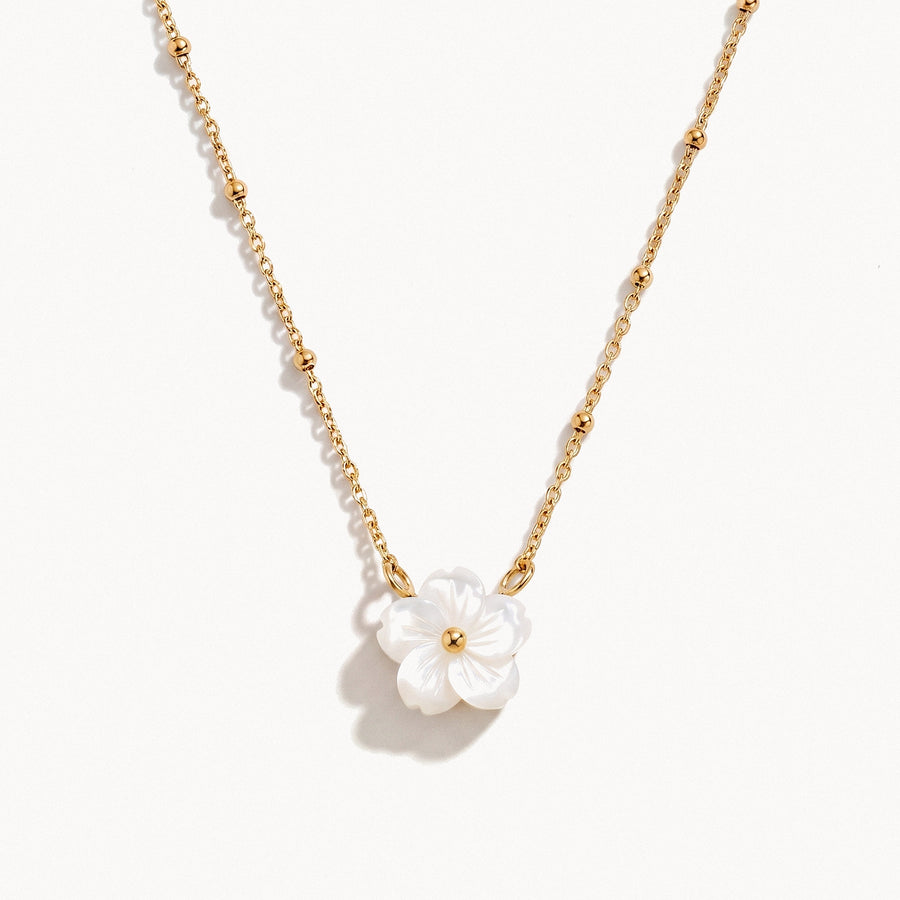 Shell Flower Necklace